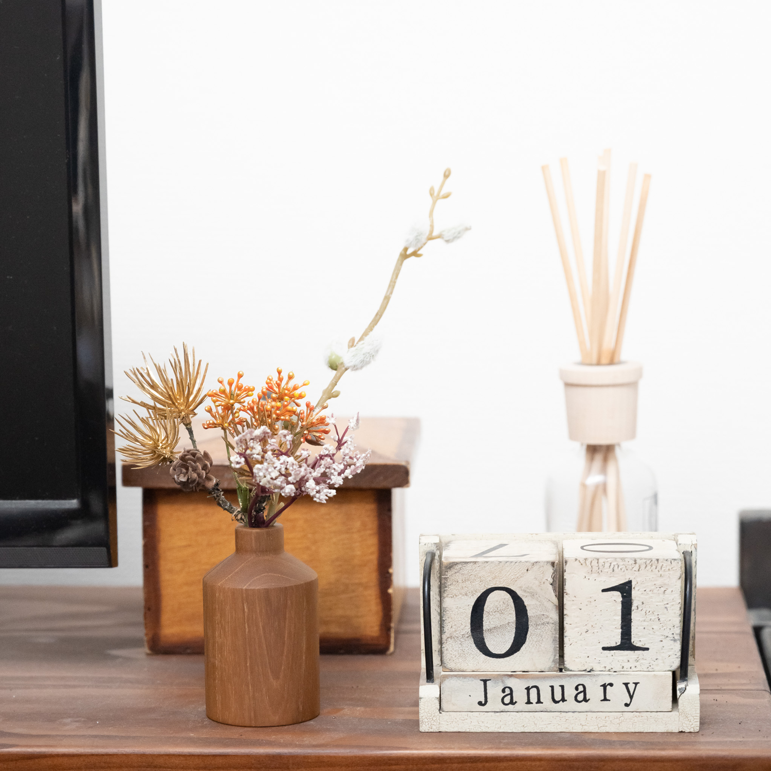 【割れない花瓶 S】松・ネコヤナギ（アーティフィシャルフラワー）お正月飾りセット 誕生日プレゼント 引っ越し祝い引き出物