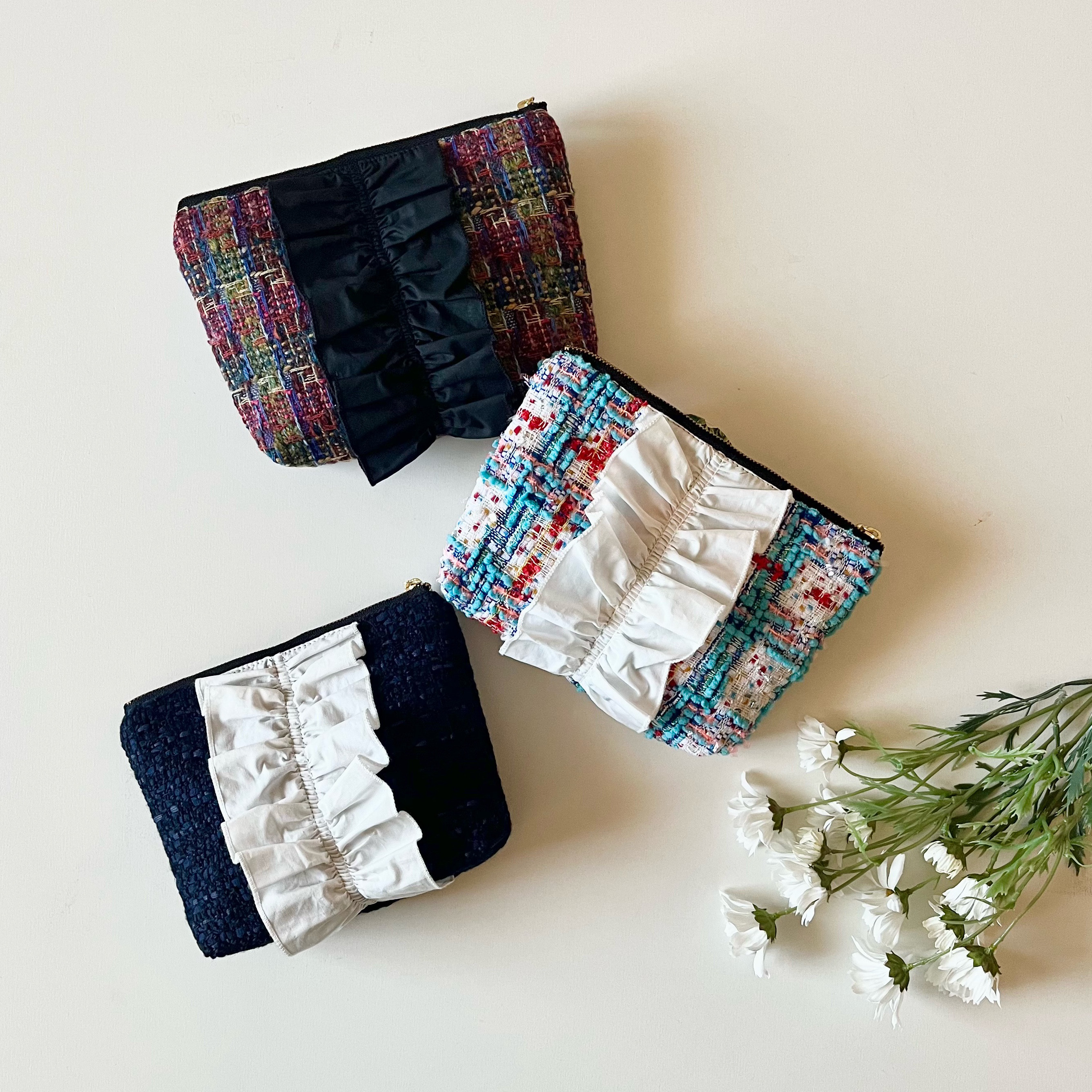 【受注生産】 ツイードフリルポーチ