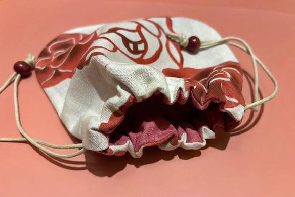Creema限定　手ぬぐいと巾着袋（薔薇）のセット 1枚目の画像