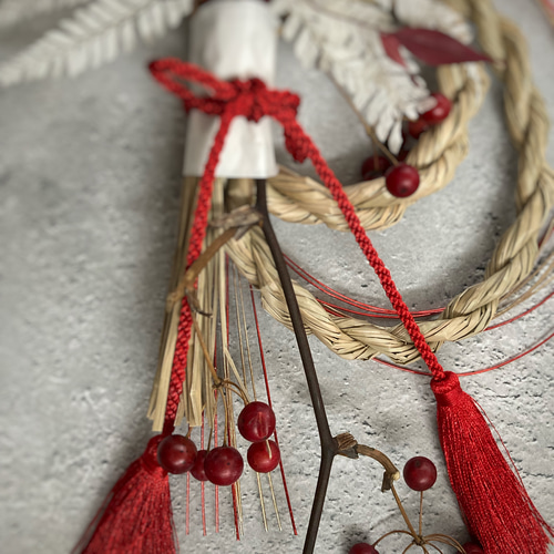 南天とサンキライの正月飾り:ドライフラワーリース しめ縄・しめ飾り