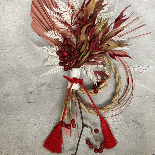 南天とサンキライの正月飾り:ドライフラワーリース しめ縄・しめ飾り