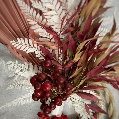 南天とサンキライの正月飾り:ドライフラワーリース しめ縄・しめ飾り