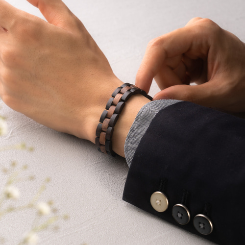 SHANNON BOND WOOD バングル ブレスレット　黒 楽天市場】【Knock on wood/幸運を呼び込む】【TEAM LVFT