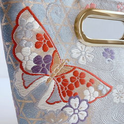 絹の帯から2wayバッグ　蝶と梅文様　帯リメイク289 10枚目の画像