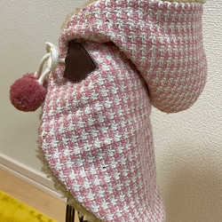 ★新作★⭐︎犬服⭐︎フード付きケープ ツィード ピンク (スパンコール付き) 2枚目の画像