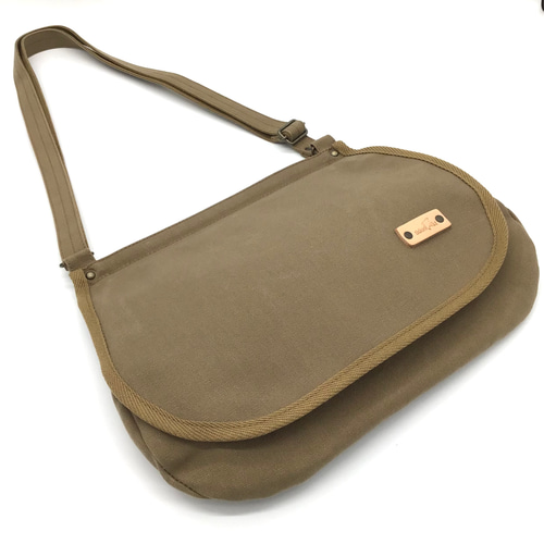 【おまけ付き】 Mini Messenger Bag / Olive おまけ付き】 Mini Messenger Bag / Olive おまけ付き】 Mini