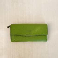 春色シュリンクレザーの長財布　フラップ型長財布　大容量の財布　柔らかい革 3枚目の画像