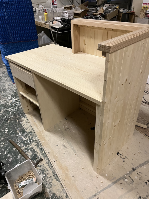 パソコンスペース有り　レジカウンター　受付カウンター　エバーグリーン 