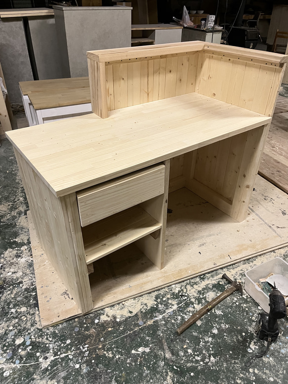 パソコンスペース有り　レジカウンター　受付カウンター　エバーグリーン 