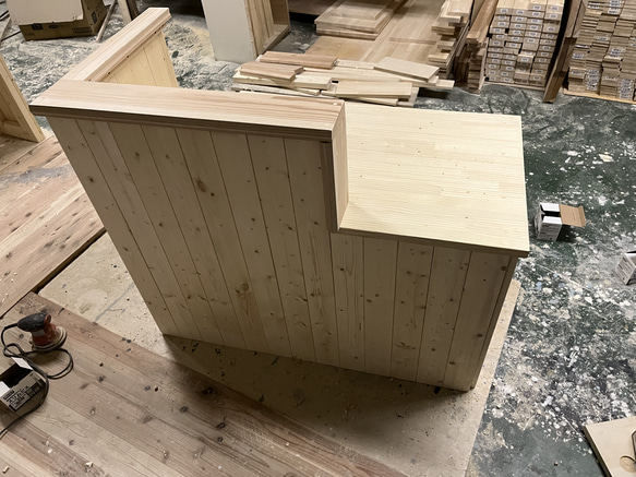 パソコンスペース有り　レジカウンター　受付カウンター　エバーグリーン 