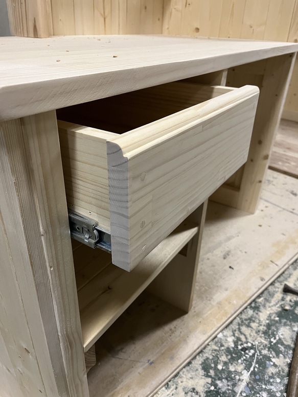 パソコンスペース有り　レジカウンター　受付カウンター　エバーグリーン 