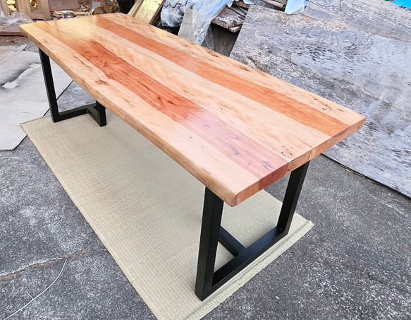 水目桜　樺桜　桜　ダイニングテーブル　二枚継ぎ　一枚板　テーブル 