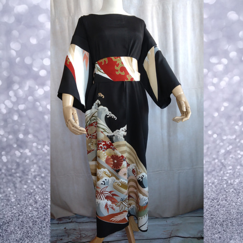 黒無地カシュクールワンピース　波に菊花　ストール付　着物リメイク　お稽古着　茶道 黒無地カシュクールワンピース 波に菊花 ストール付 着物