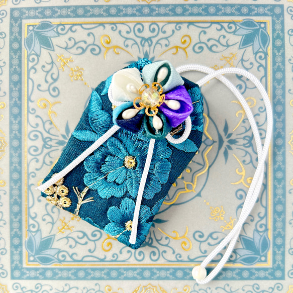 （クラシックブルー）元巫女が作る花のお守り袋 2枚目の画像