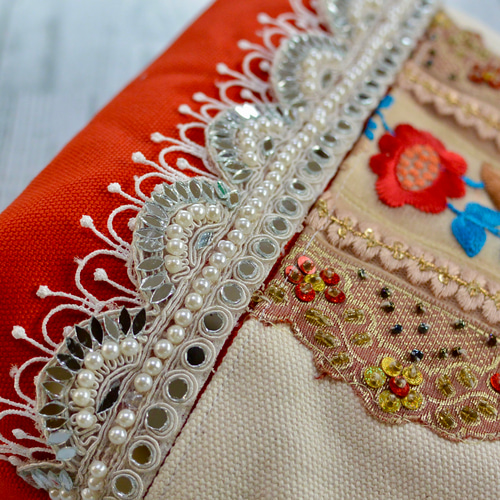 インド刺繍リボンのキラキラ輝くレーストートバッグ【Sサイズ】 トート