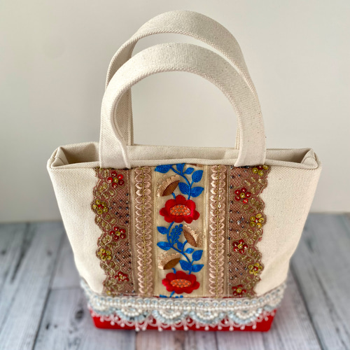 インド刺繍リボンのキラキラ輝くレーストートバッグ【Sサイズ】 トート