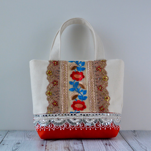 インド刺繍リボンのキラキラ輝くレーストートバッグ【Sサイズ