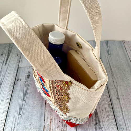 コアラ　インド刺繍ホワイト　トートバッグ　ハンドメイド コアラ トートバッグ インド刺繍ハイクラスと合皮 ハンドメイド