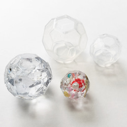 32面！多面体シリコンモールド・多面体・立体シリコーンモールド・レジン型！／型番442ーR 2枚目の画像