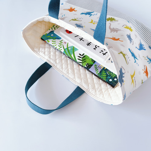 3点セット】《 カラフル恐竜／オフホワイト 》レッスンバッグ 上履き