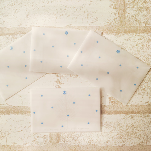 雪の結晶と水玉模様のトレーシングペーパー「雪の日（青）」 ミニ封筒