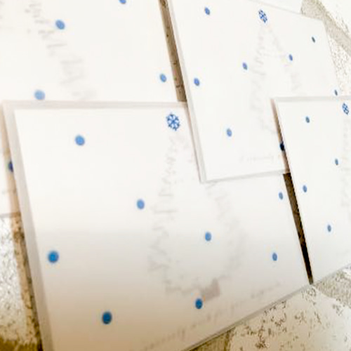 雪の結晶と水玉模様のトレーシングペーパー「雪の日（青）」 ミニ封筒