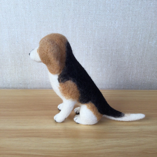羊毛フェルトマルプー ビーグル