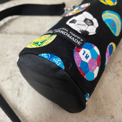 ハンドメイド　オーダー　水筒　カバー　サッカー ハンドメイドオーダー水筒カバーサッカー