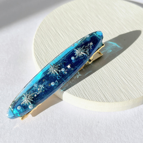 星空ヘアクリップ / レジン / 夜空 / 宇宙 ヘアクリップ・バナナ