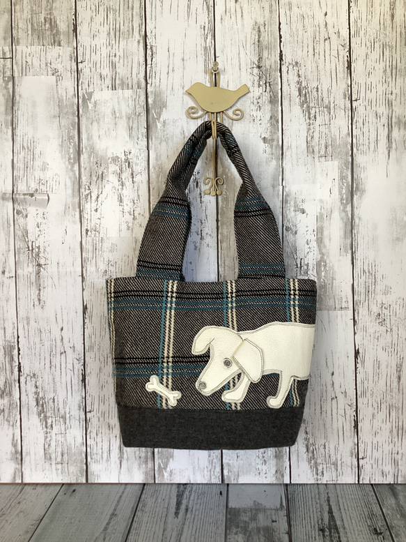 MARNI 犬の顔モチーフ トートバッグ エクリュ(ソフトベージュドッグ) MARNI MARKET ANIMAL BASKET