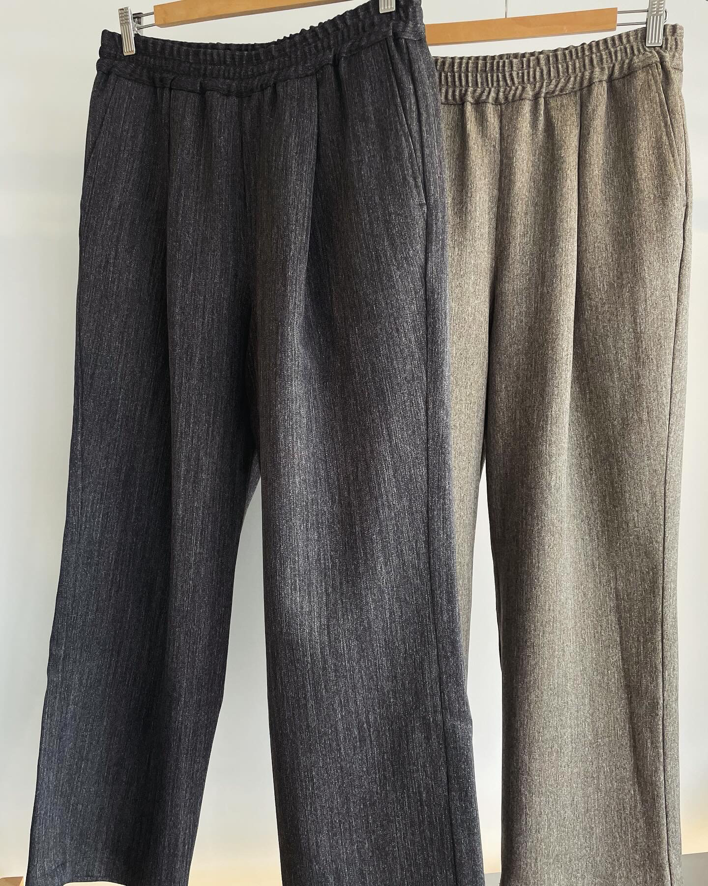 ワンタックイージーパンツ