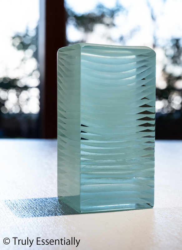 ガラス インテリアオブジェ Mellow glass白いガラス製の家型オブジェ