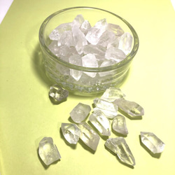 【原石】ブラジル産　水晶　ポイント　ミニサイズ　50ｇ 4枚目の画像