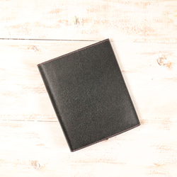 ことな。様 専用ページ　A5　牛革　可愛い　手帳カバー　フラップ型　ブラック型押し　さくら色 6枚目の画像