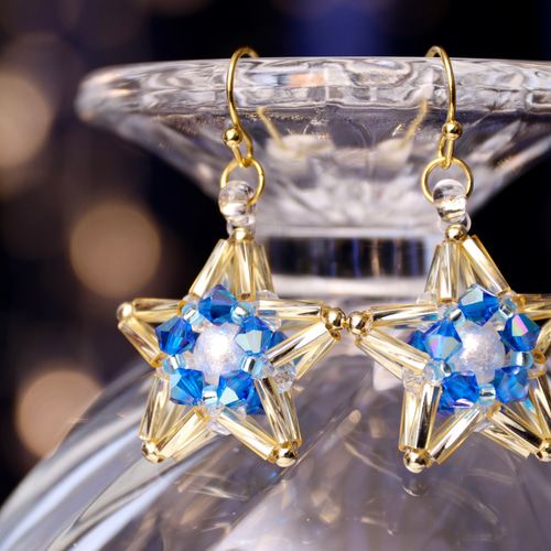 No.558-A　ビーズ・クリスタル☆ピアス・イヤリング パールとクリスタルビーズの五芒星ピアス/イヤリング ( シアンブルー