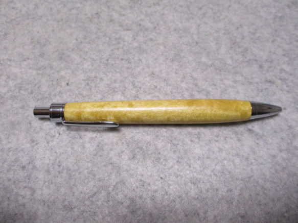 セイロンサテンウッド　キルト杢　キヌカオイル仕上げ　木軸ボールペン(シャープペンシル)　希少材　 2枚目の画像