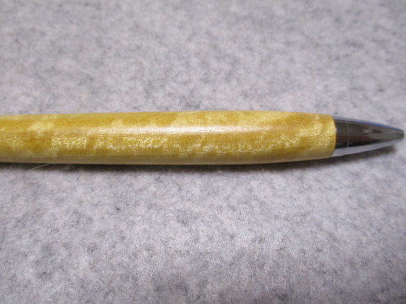 セイロンサテンウッド　キルト杢　キヌカオイル仕上げ　木軸ボールペン(シャープペンシル)　希少材　 8枚目の画像