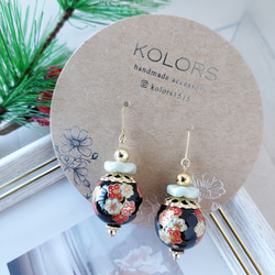 【ピアス or イヤリング 変更可】【梅の花（ブラック） ピアス・イヤリング】+++KOLORS+++ 3枚目の画像