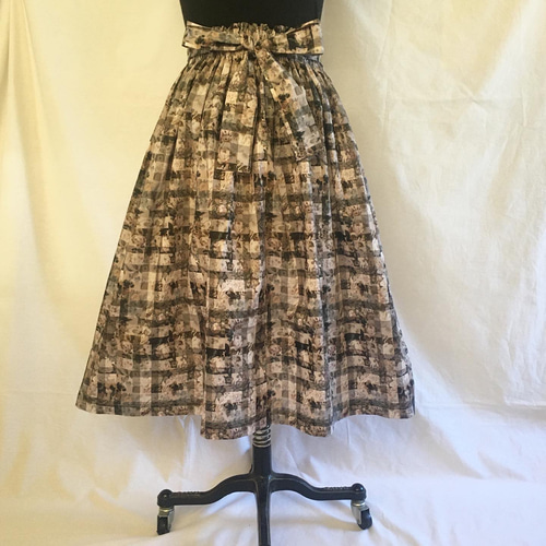 大人気再販素敵リボンスカート　リバティ　アーカイブギンガム　グレージュ 75cm 再販です✴︎リバティ 大人の素敵リボンスカート✴︎アーカイブ