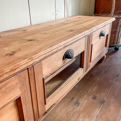 おしゃれ かわいい フランスアンティークテレビボード（ブラウン