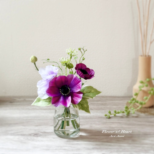 特集掲載＊アネモネとスイトピーのガラス花瓶アレンジ アートフラワー