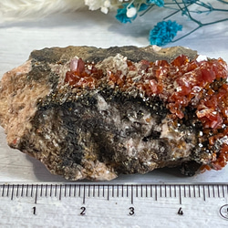 永遠の愛の印✨　バナジナイト　バナジン鉛鉱　原石　ラフストーン 6枚目の画像