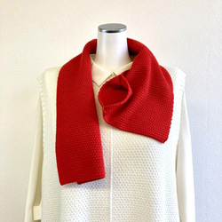 『ポコポコ』と表情豊かな【カノコ編み】のサッと巻けるコンパクトミニマフラー　【スカーレット】 2枚目の画像