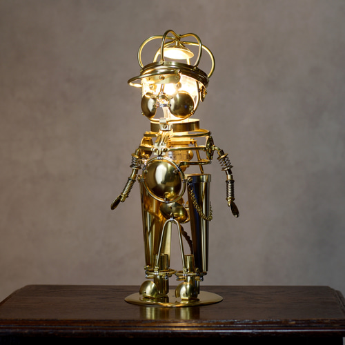 真鍮の人形スタンドライト 立体・オブジェ DOURAKU（ドウラク） 通販