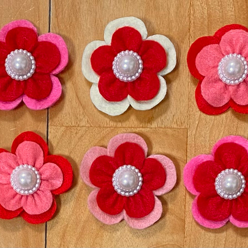 フェルト お花10個 デコパーツ yuzu-star 通販 17041775｜Creema