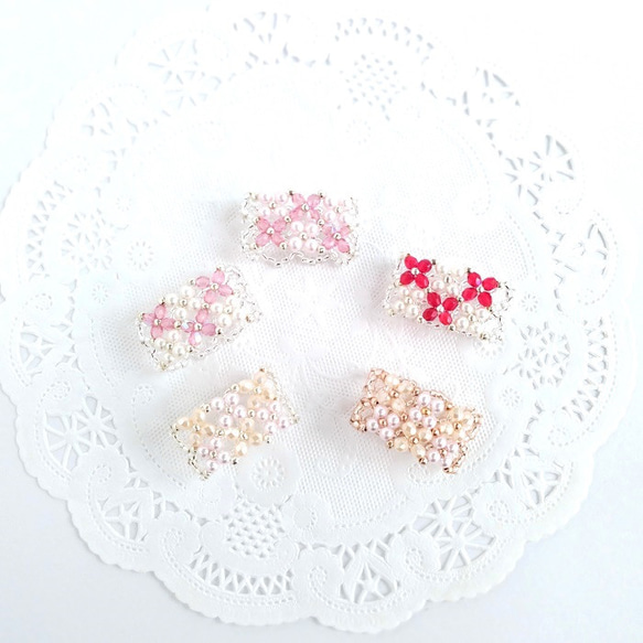 「初桜」チェコビーズ＆パールの花モチーフのビーズ編みリング（さくらピンク） 12枚目の画像