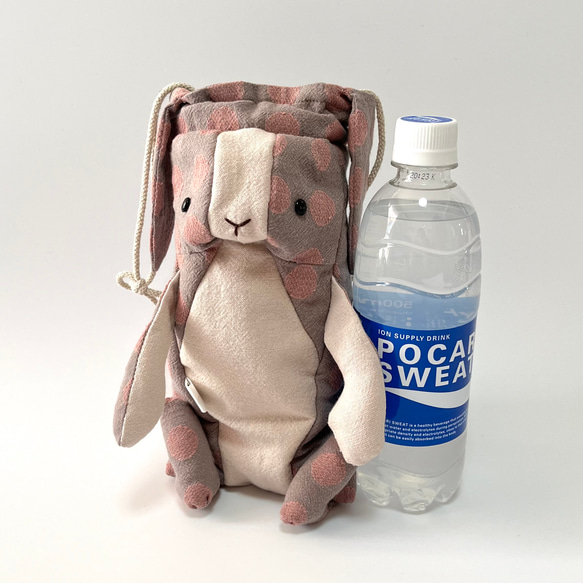 ₍ᐢ. ̫.ᐢ₎  ペットボトルを可愛く持ち歩けるウサギ巾着❤︎プレゼントにも！◾️ペットボトルケース ピンク 2枚目の画像