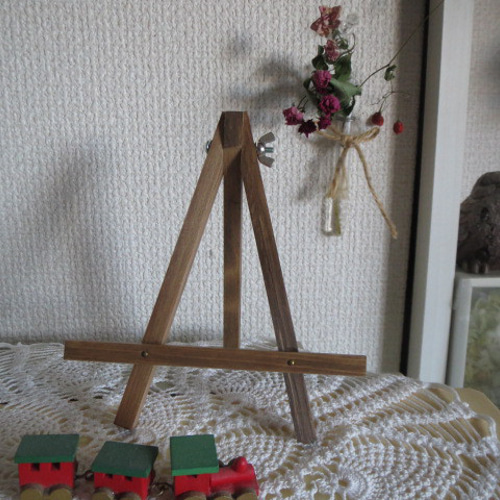 木彫りフレーム.イーゼル付き☆カラーラインシリーズ☆利休梅☆材質榀