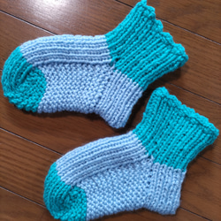 毛糸くつした☆ レッグウォーマー／For Woman＆Kids【 Turquoise × Light blue 】 2枚目の画像