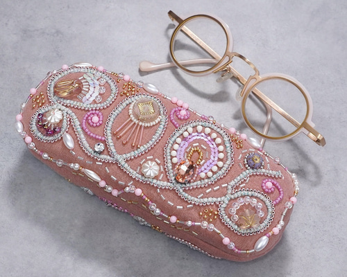 ペコちゃんです！刺繍生地のメガネケース ハンドメイド 2点 眼鏡ケース